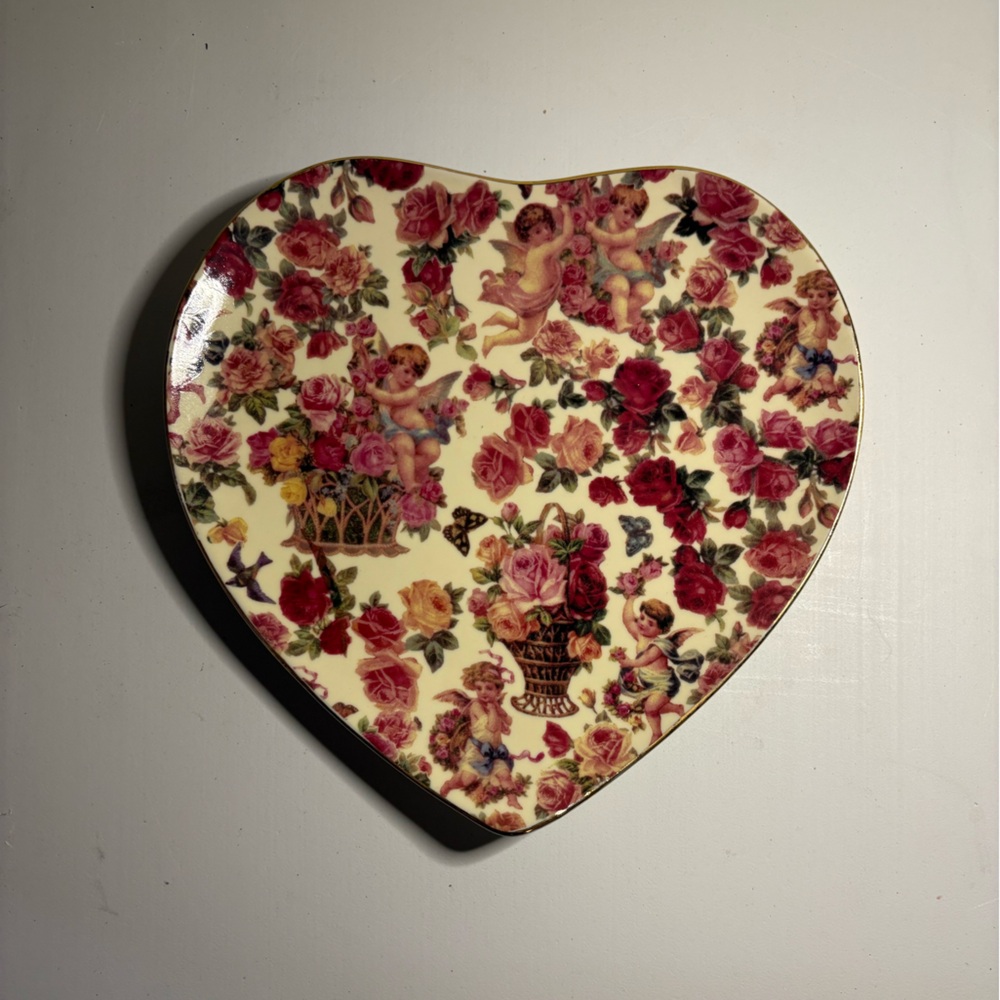 A Special Place Heart-Shaped Plate w/ Cherub and Rose Pattern